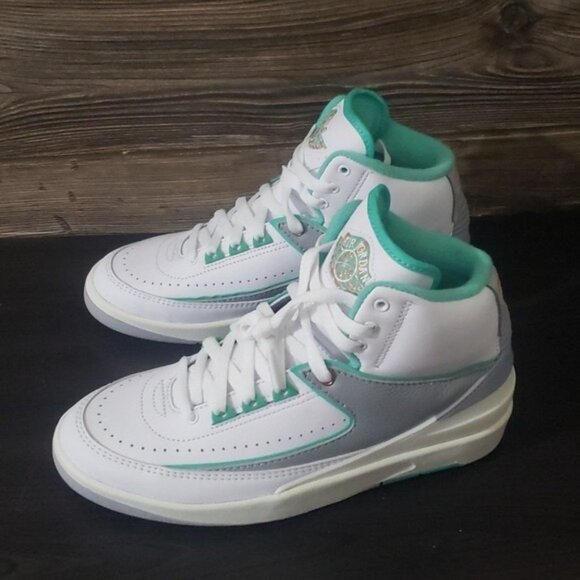 New Nike Air Jordan 2 Retro White Mid Top Womens Sneakers Size 7 Crystal Mint - Picture 6 of 9
